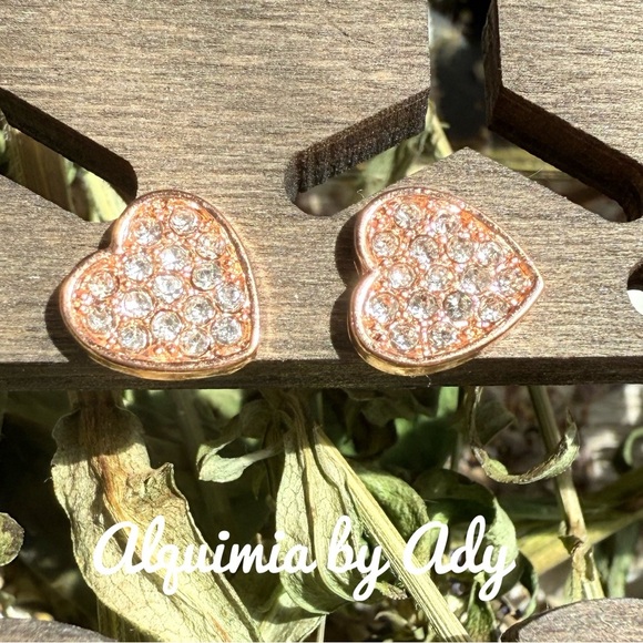 Rose gold Heart Earrings with Iridescent Finish - Picture 1 of 1